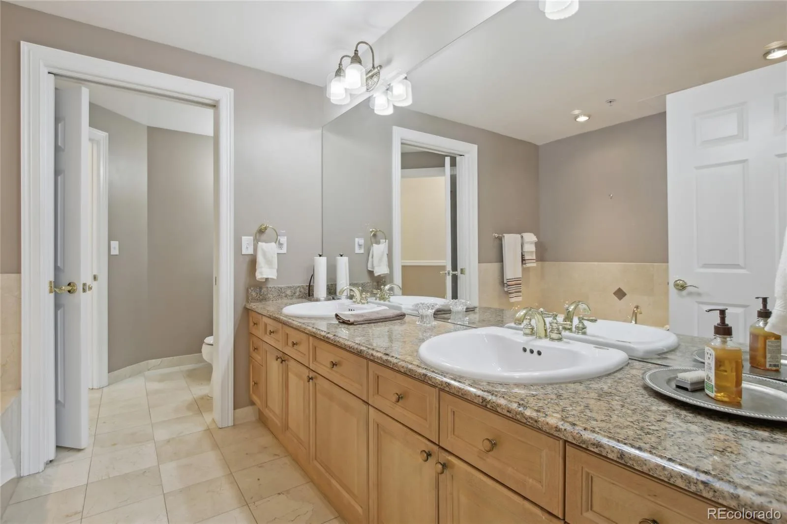1827 N Grant Street #502 Denver CO 80203 MLS #REC3685785 05292026192850 1600 15