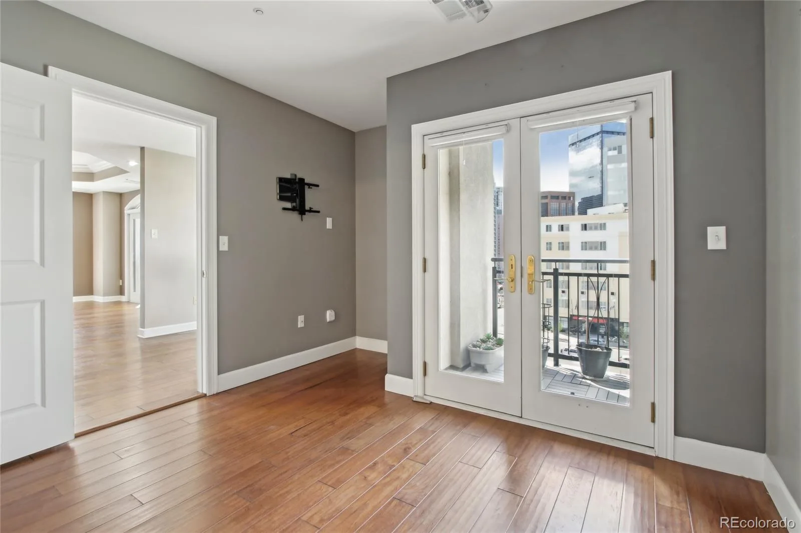 1827 N Grant Street #502 Denver CO 80203 MLS #REC3685785 05292026192850 1600 18