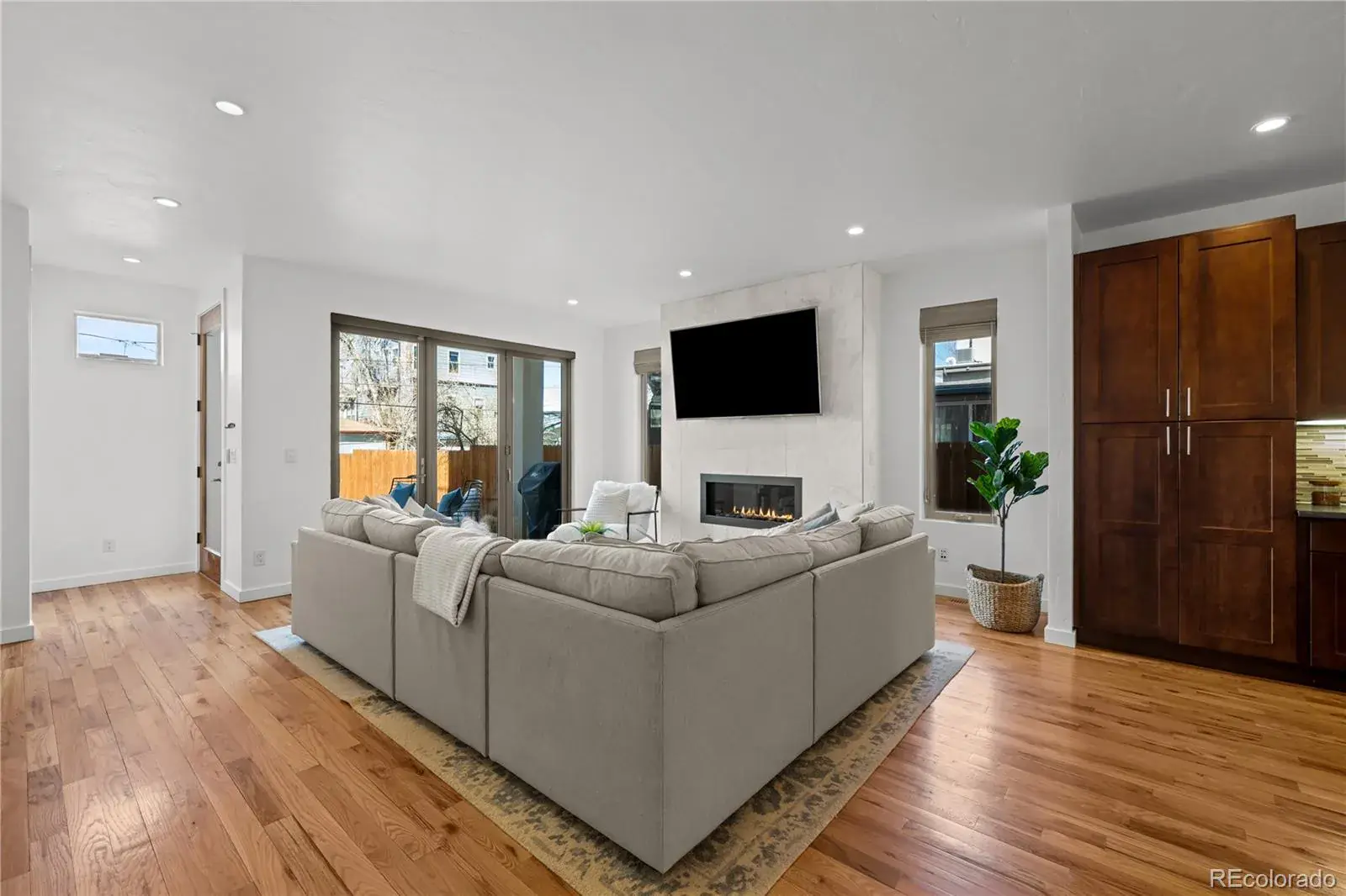 03042026175110 1600 15