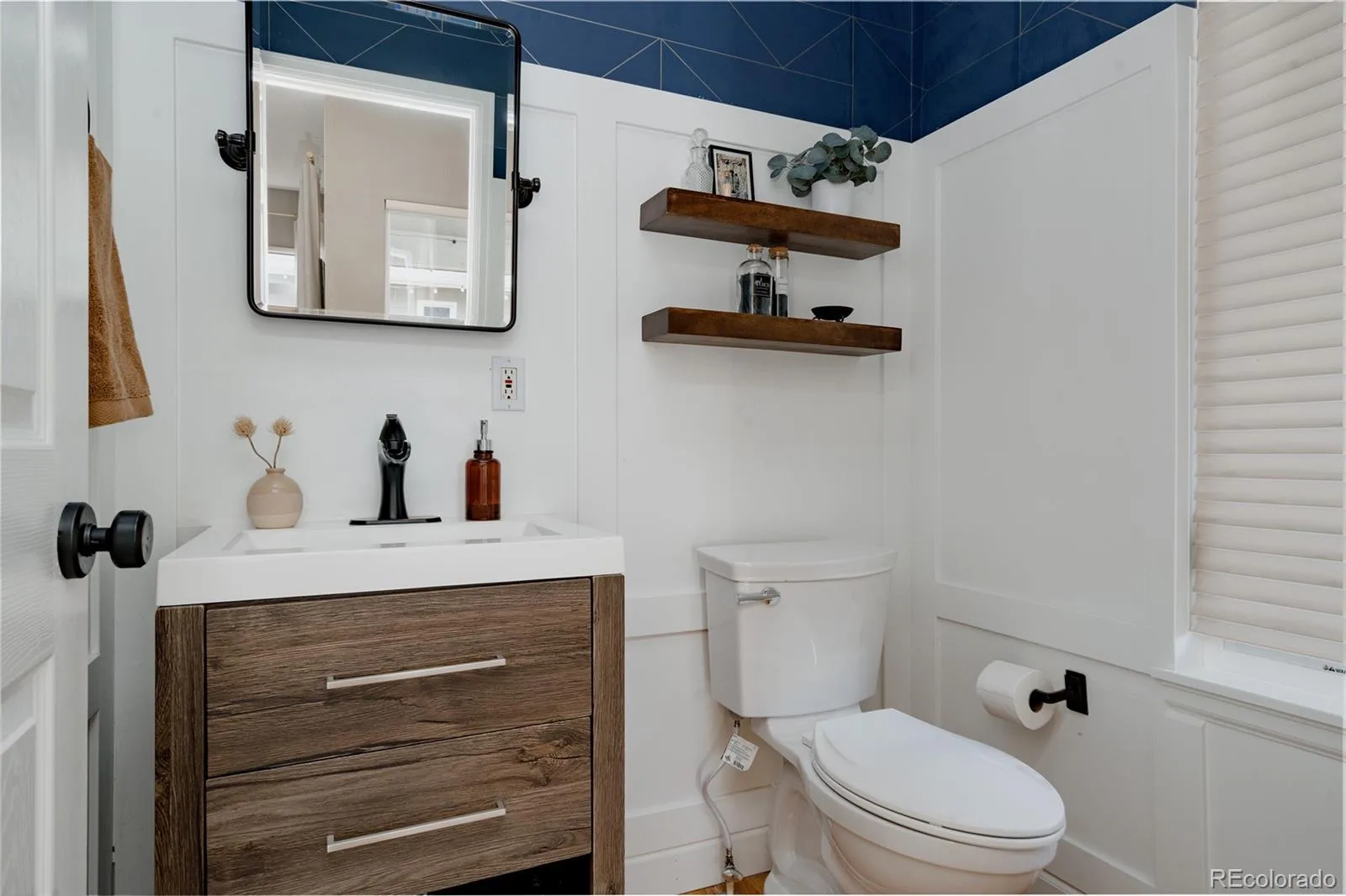 3727 W 37th Avenue Denver CO 80211 | MLS #REC3686878 08292026001917 1600 18