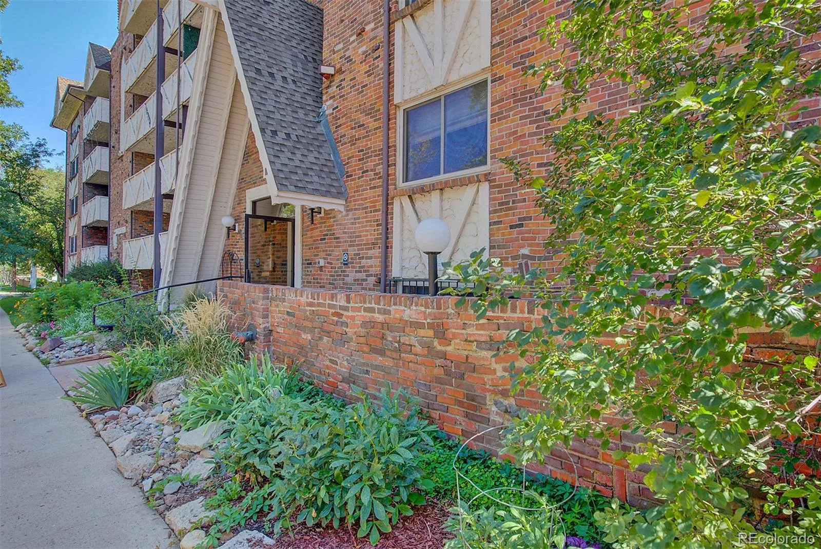 1366 Garfield Street #307 Denver CO 80206 | MLS #REC3687375 08282026174854 1600 4