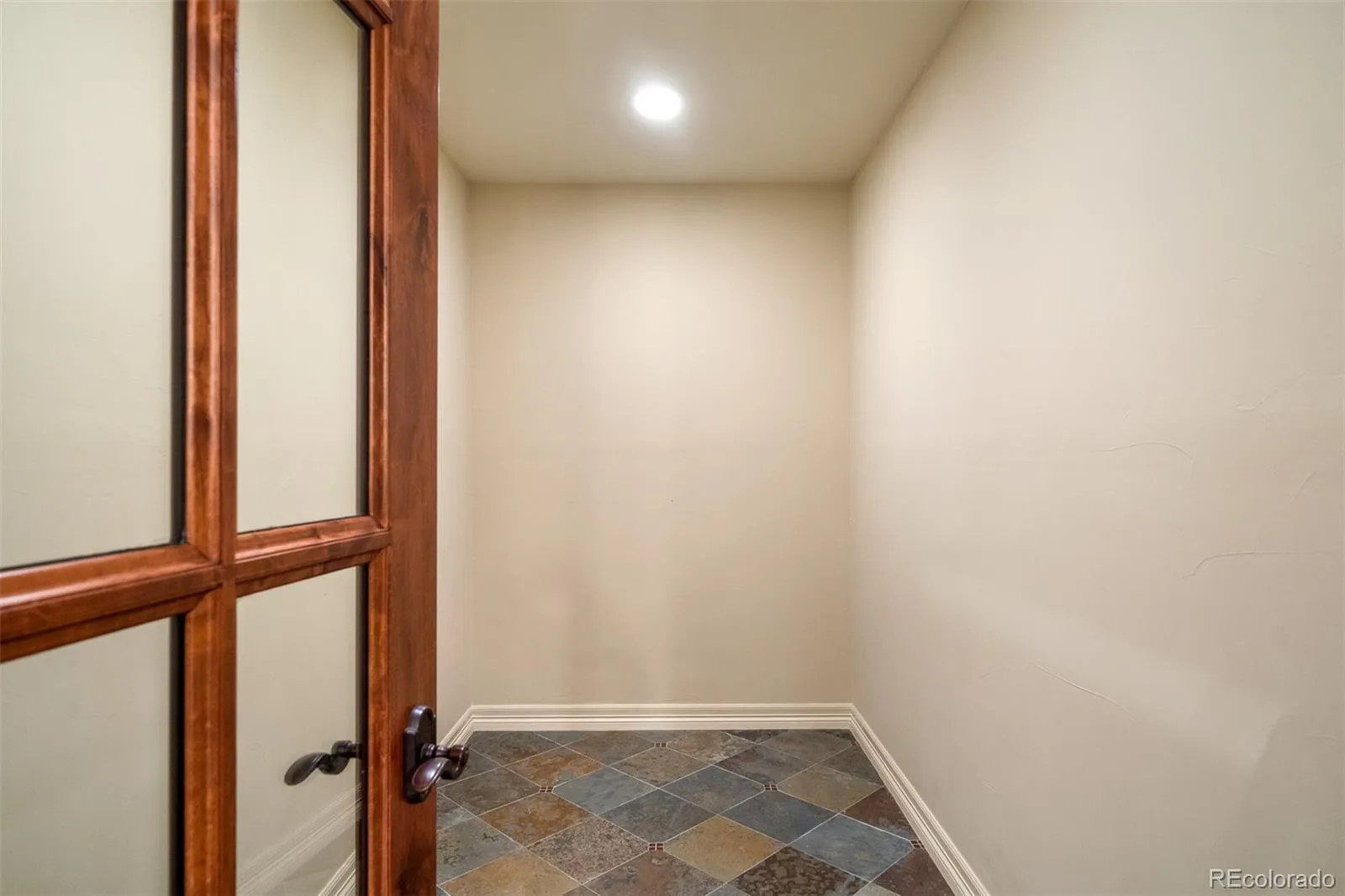2385 S Clayton Street Denver CO 80210 MLS #REC3688105 04232026205429 1600 36