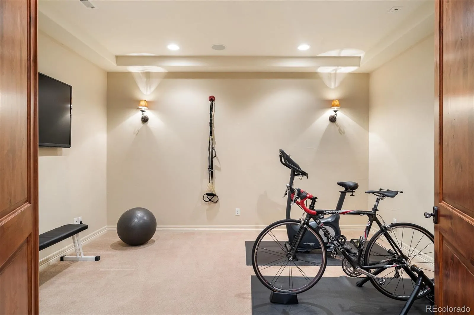 2385 S Clayton Street Denver CO 80210 MLS #REC3688105 04232026205429 1600 37