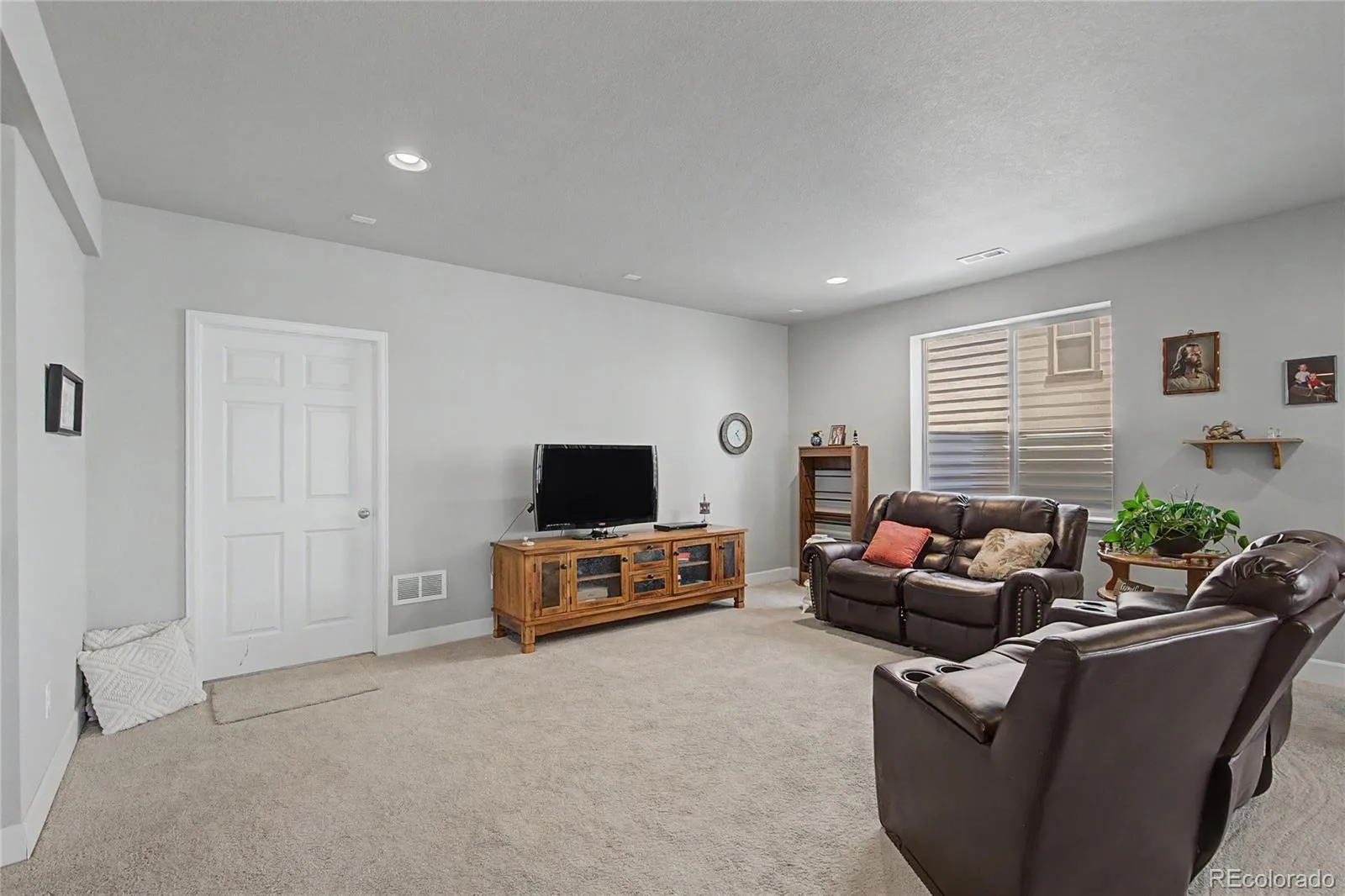 19164 W 85th Bluff Arvada CO 80007 | MLS #REC3689226 08272026152518 1600 19