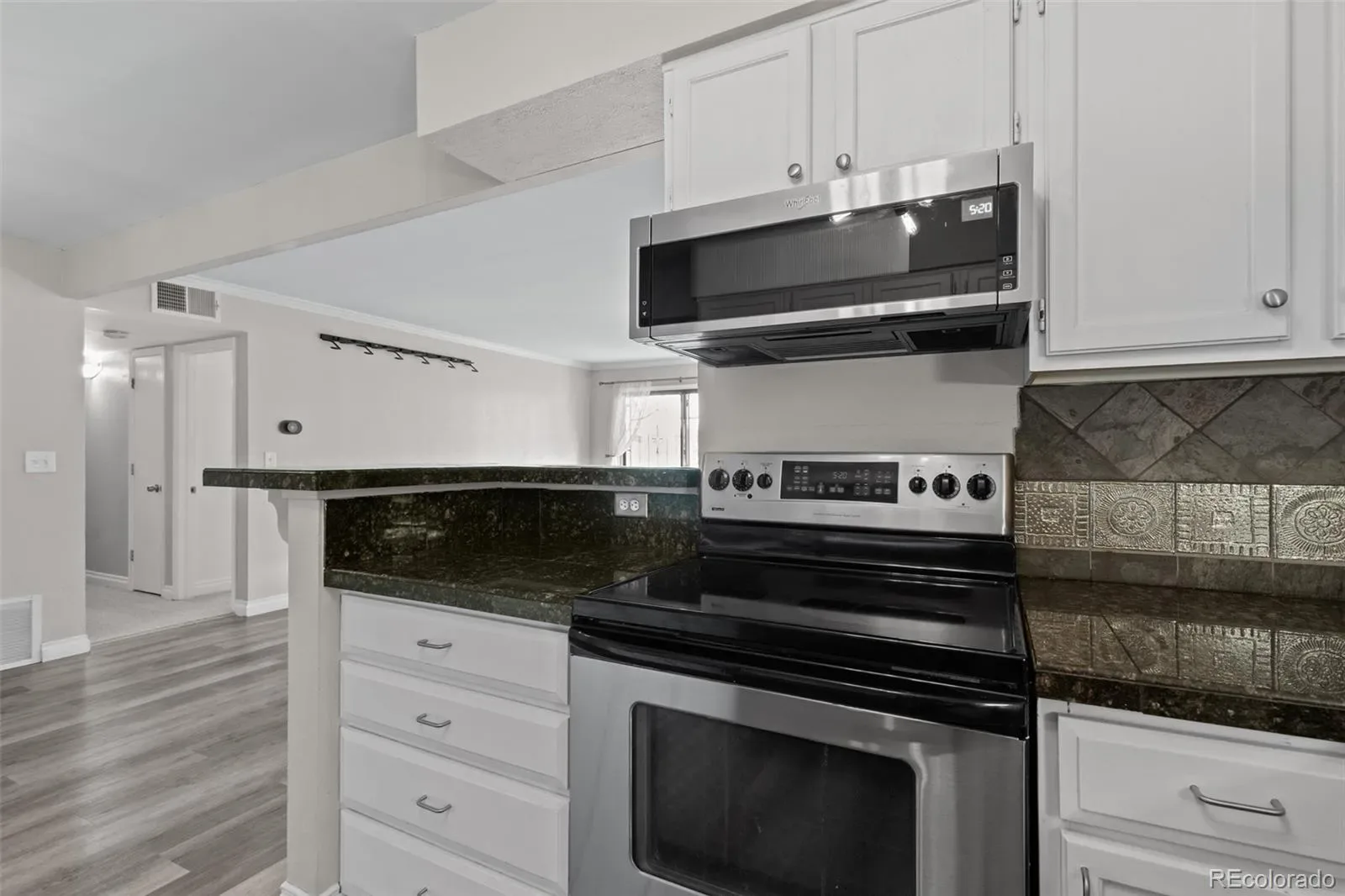 410 Zang Street #2-106 Lakewood CO 80228 MLS #REC3689613 03232026215138 1600 13