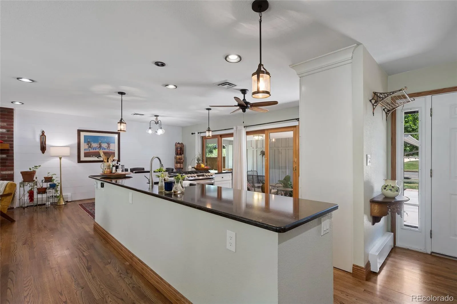 6641 S Hill Way Littleton CO 80120 MLS #REC3689765 06182026232203 1600 13