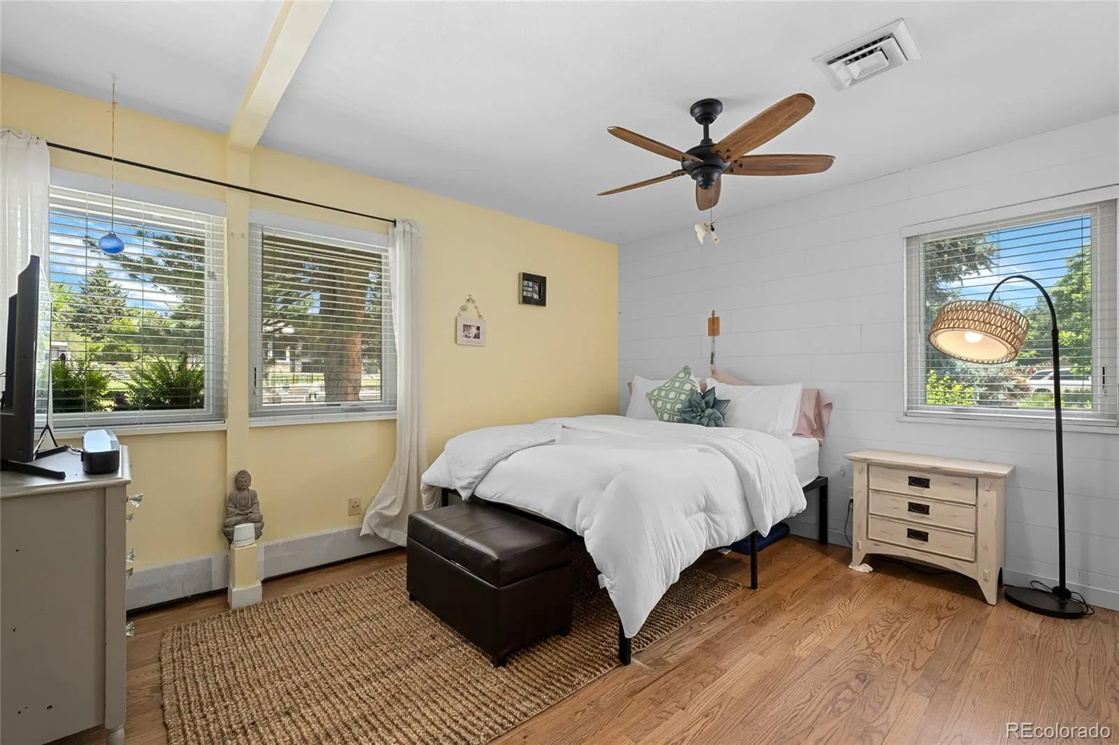 6641 S Hill Way Littleton CO 80120 MLS #REC3689765 06182026232203 1600 27