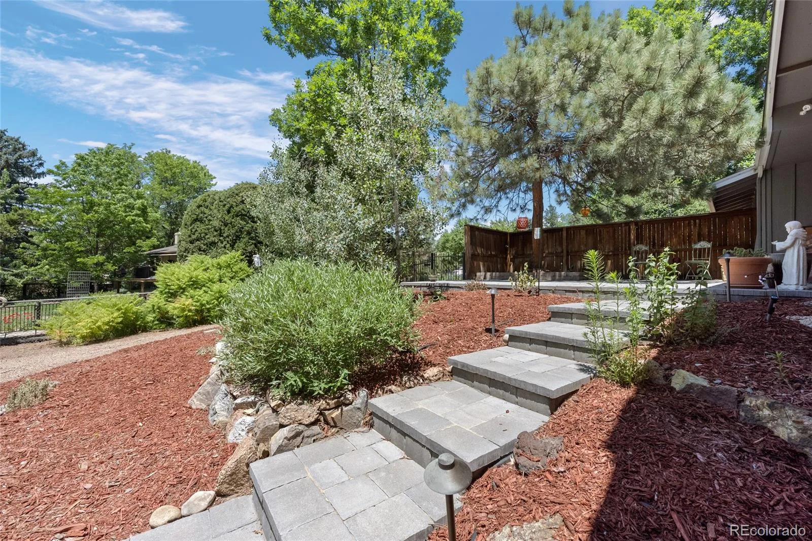 6641 S Hill Way Littleton CO 80120 MLS #REC3689765 06182026232203 1600 42