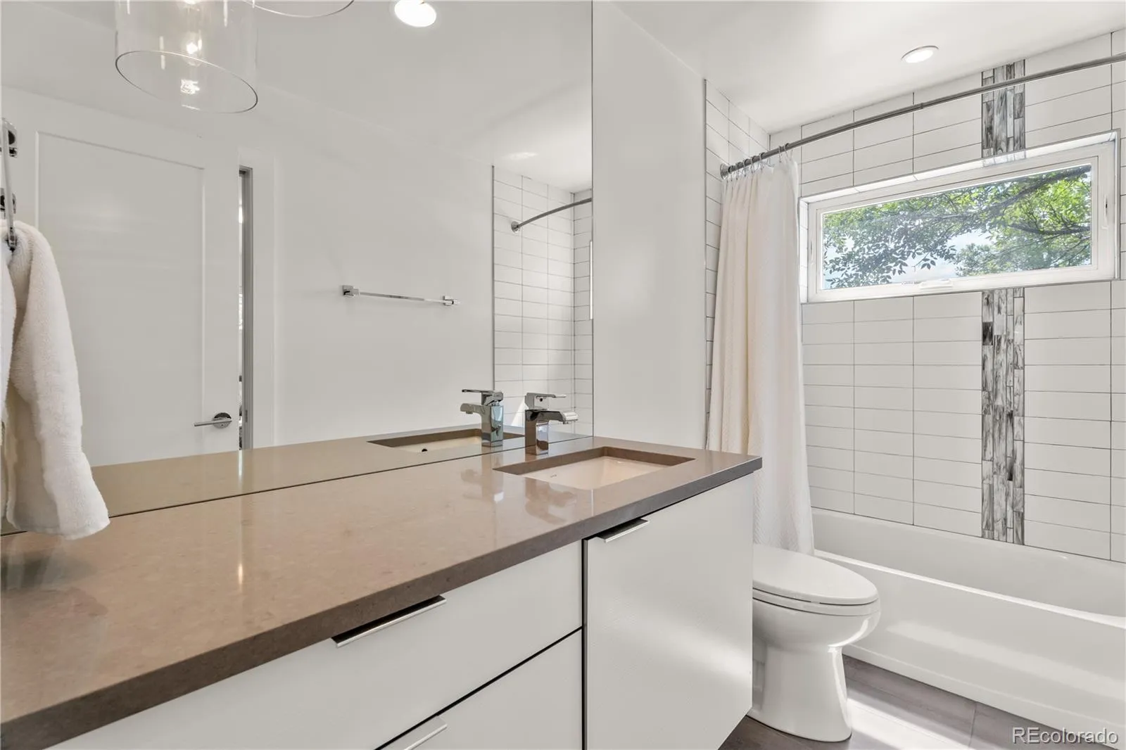 04232026231404 1600 22