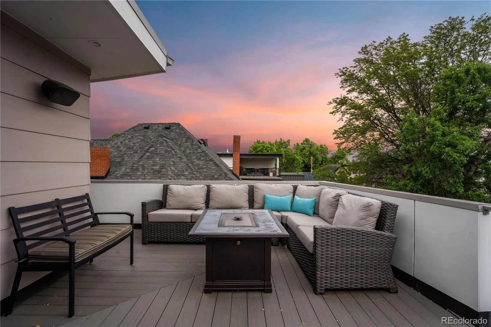 04232026231404 1600 27