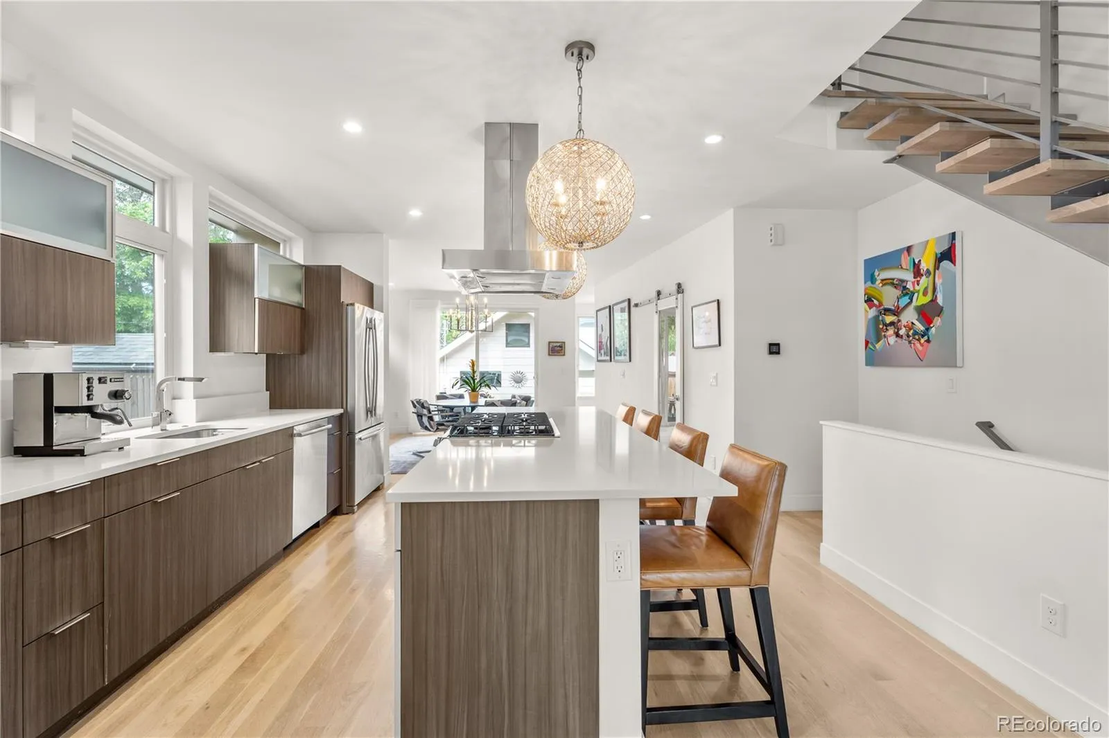 04232026231404 1600 6