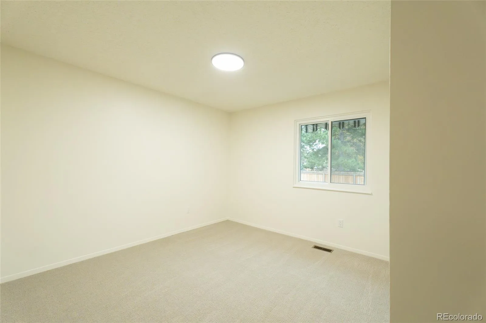 12094 E Louisiana Avenue Aurora CO 80012 | MLS #REC3691923 10172026042321 1600 20