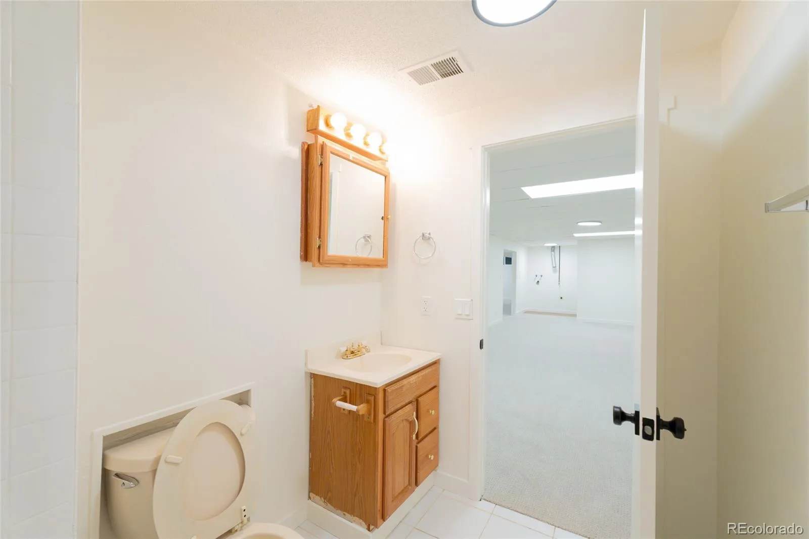 12094 E Louisiana Avenue Aurora CO 80012 | MLS #REC3691923 10172026042321 1600 23