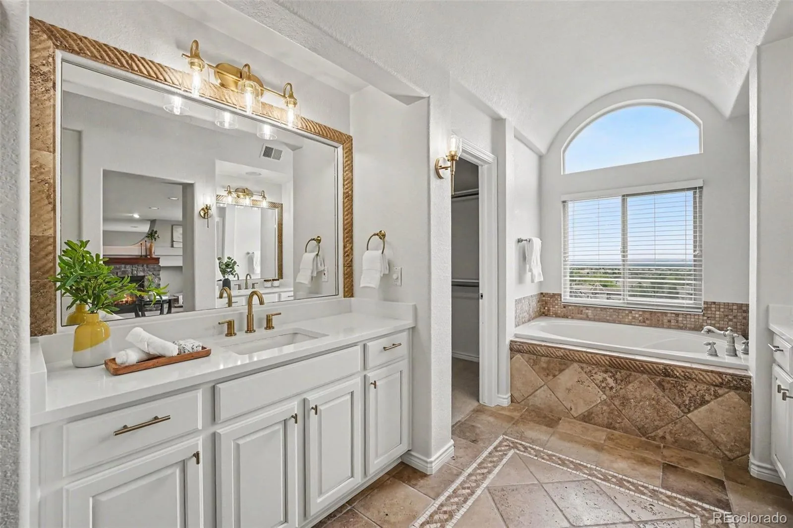 2783 Southshire Road Highlands Ranch CO 80126 MLS #REC3694813 07112026220642 1600 19