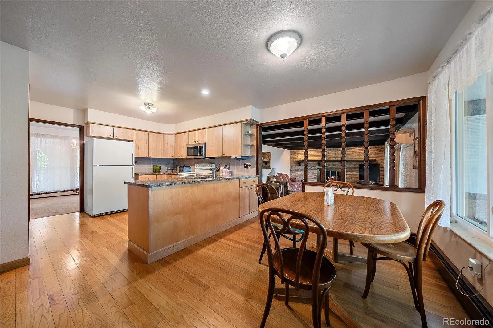 3121 Oak Street Lakewood CO 80215 MLS #REC3696368 04302026130545 1600 14