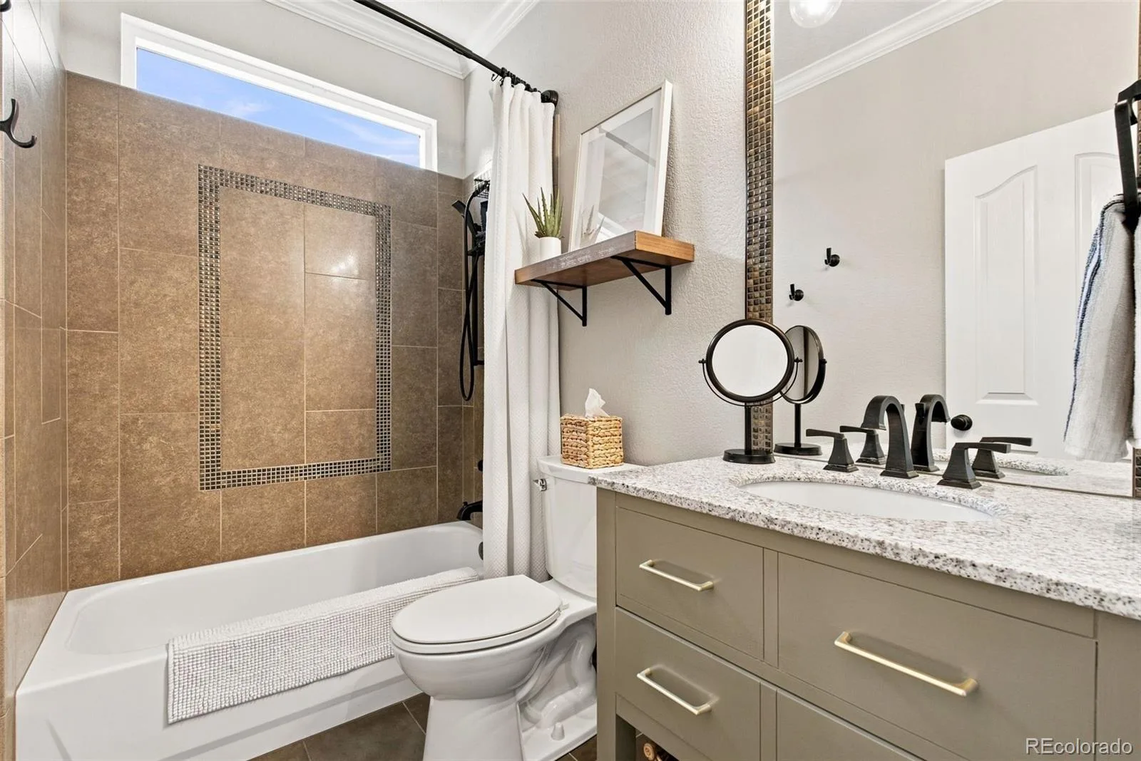 9660 S Everett Way Littleton CO 80127 | MLS #REC3698650 08072026161837 1600 22