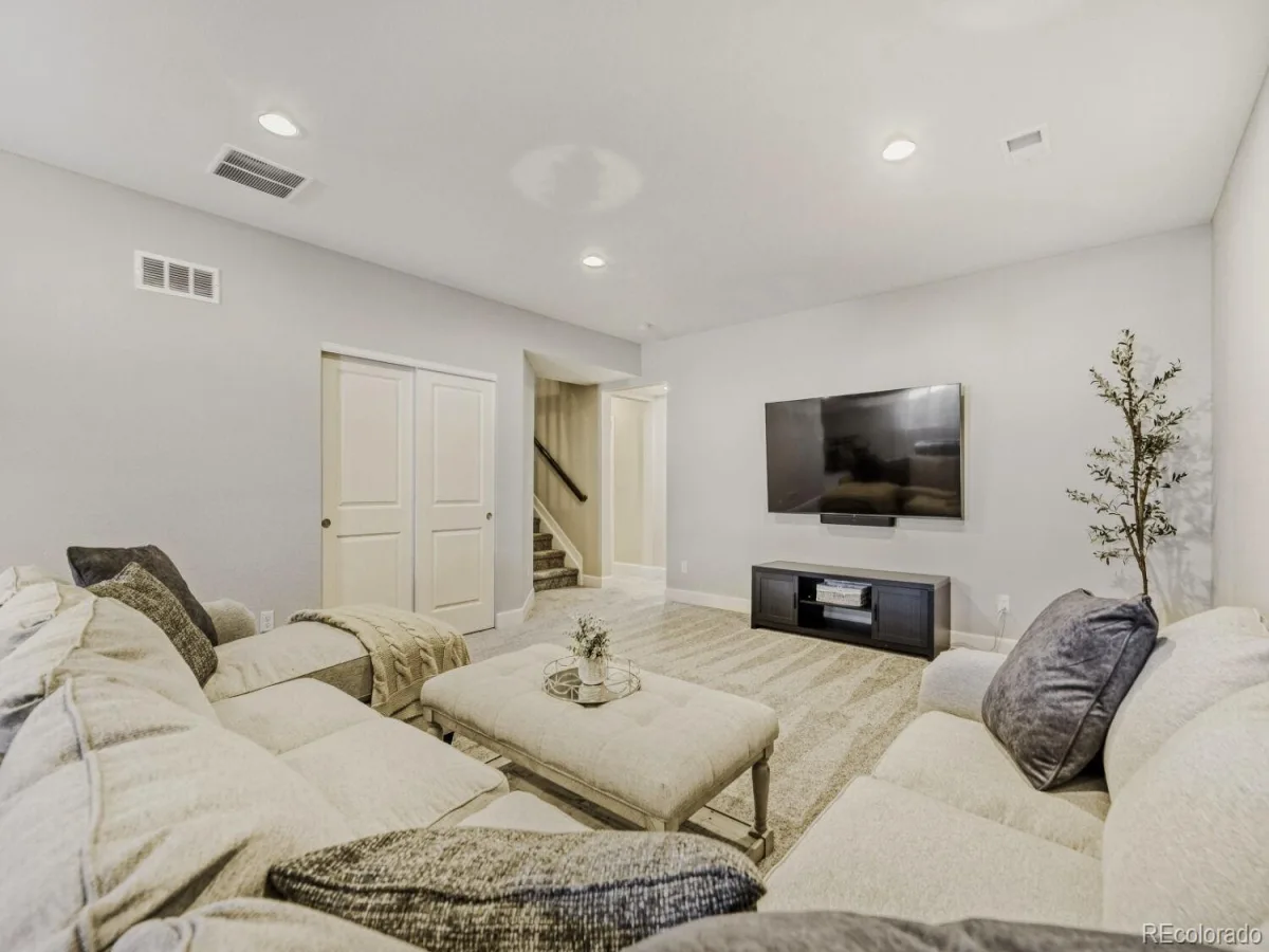 1135 Sunlit Drive Castle Rock CO 80109 MLS #REC3698797 07162026011555 1200 22