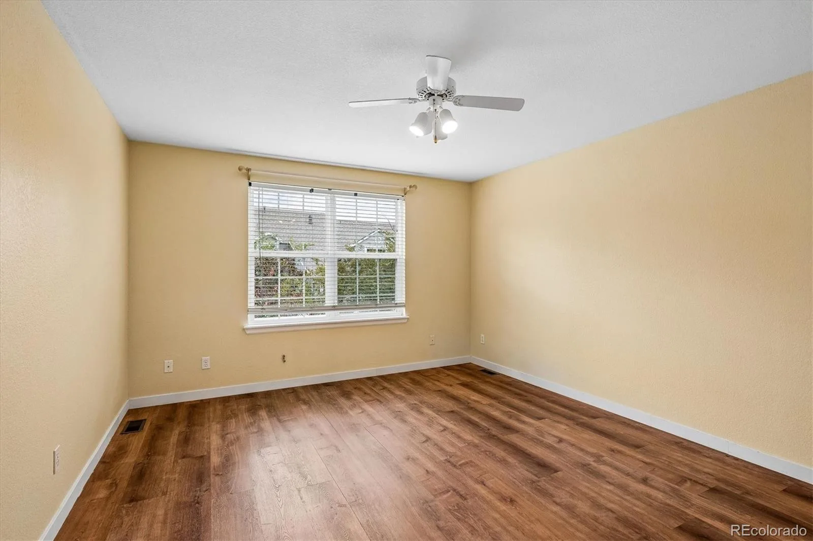 2976 W Long Drive #A Littleton CO 80120 | MLS #REC3699719 08272026002422 1600 18