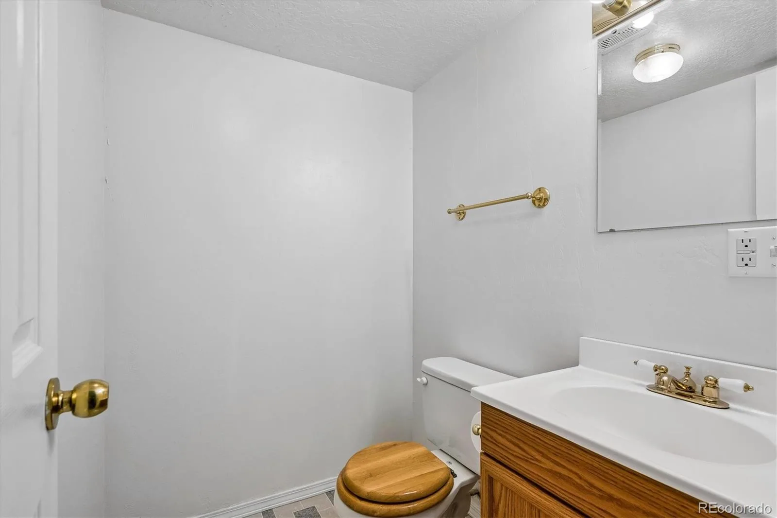 2976 W Long Drive #A Littleton CO 80120 | MLS #REC3699719 08272026002422 1600 22