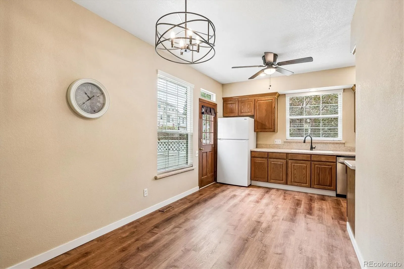 2976 W Long Drive #A Littleton CO 80120 | MLS #REC3699719 08272026002422 1600 6