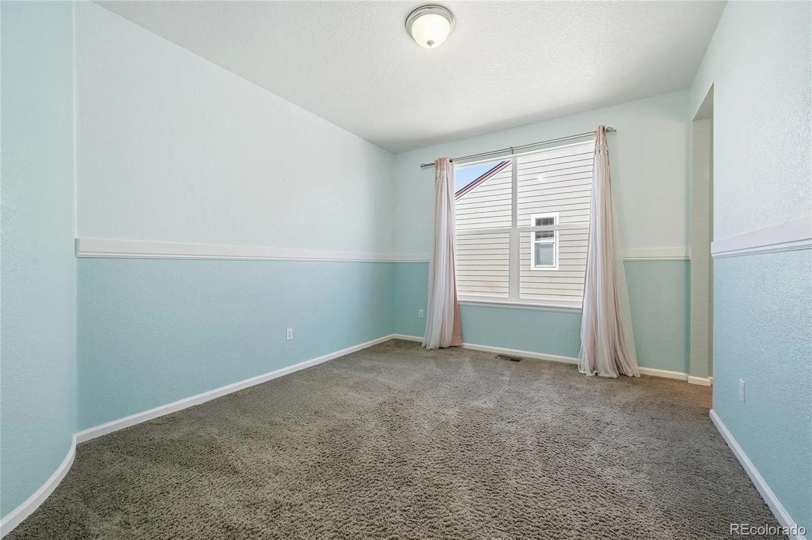 13344 W 86th Drive Arvada CO 80005 MLS #REC3700577 06092026011824 1600 31