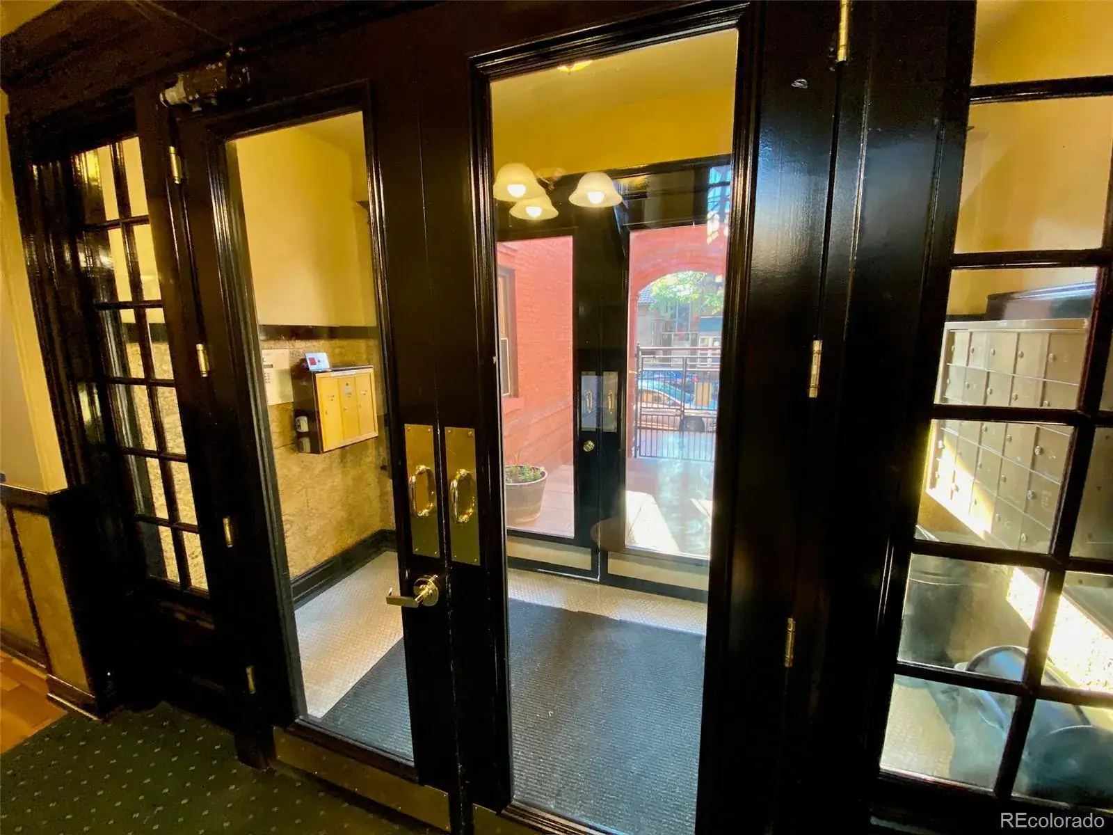 1475 N Humboldt Street #1 Denver CO 80218 MLS #REC3700854 10302025042059 1600 11