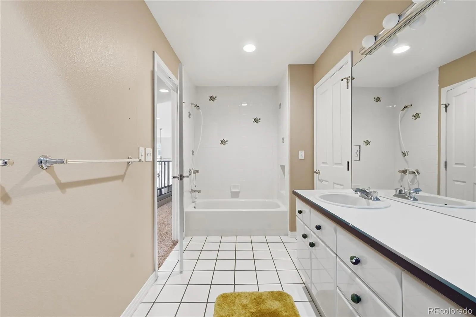 7680 E Arizona Drive Denver CO 80231 MLS #REC3703502 04272026204002 1600 23