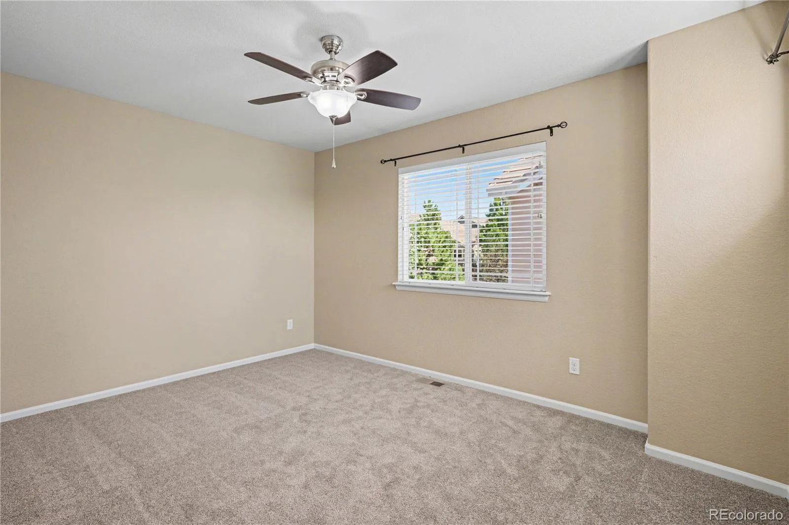 23469 E Ottawa Place Aurora CO 80016 | MLS #REC3705210 08312026022341 1600 26