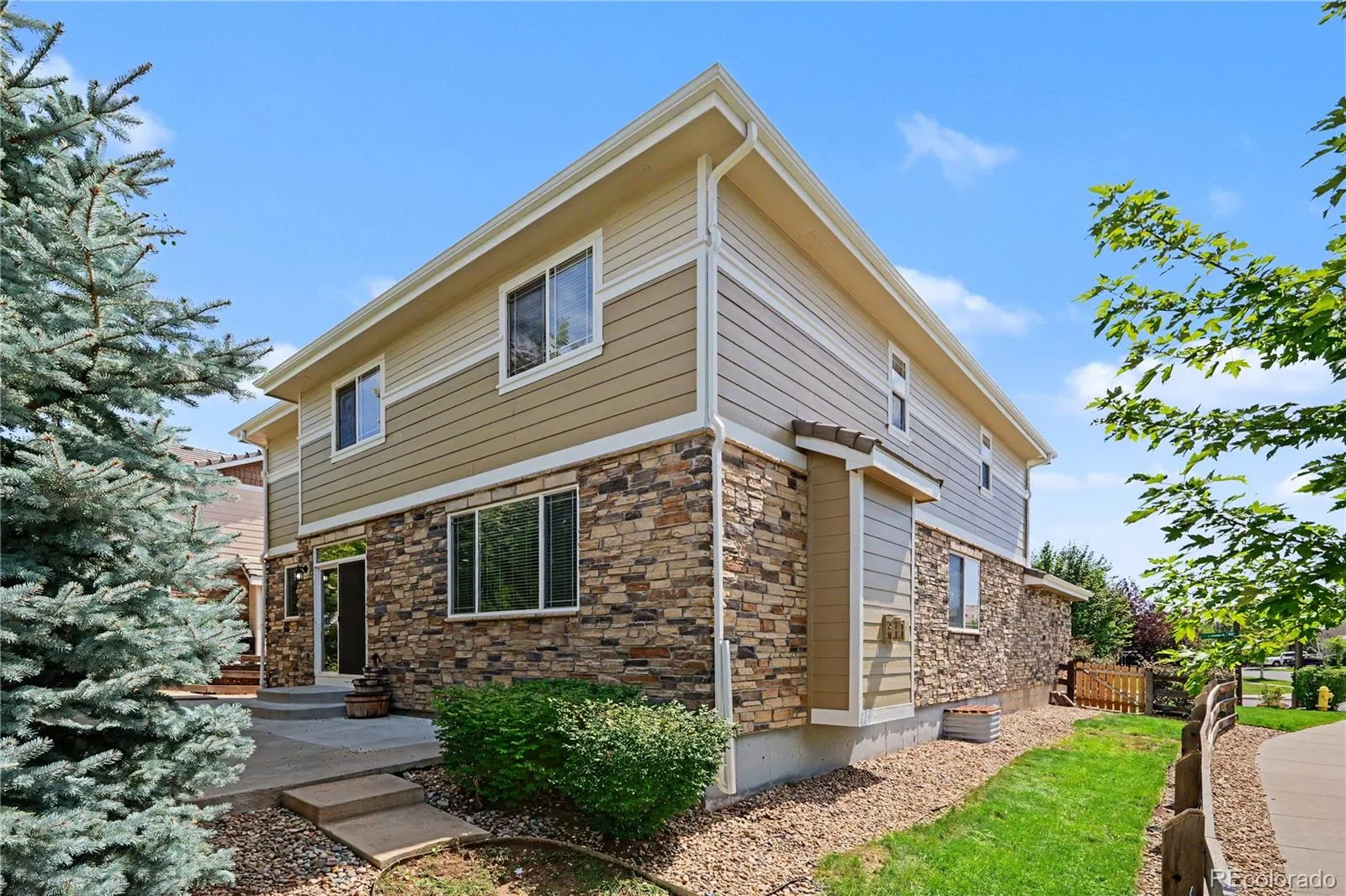 23469 E Ottawa Place Aurora CO 80016 | MLS #REC3705210 08312026022341 1600 33