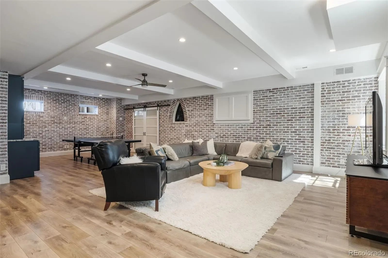 03252026183332 1600 32