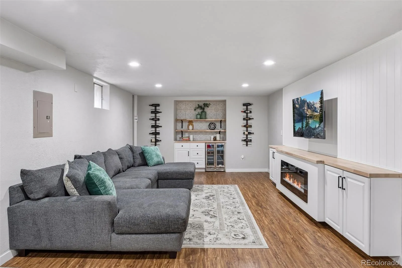 8308 W 72nd Avenue Arvada CO 80005 MLS #REC3705915 07152026161650 1600 23