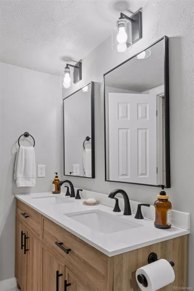 8308 W 72nd Avenue Arvada CO 80005 MLS #REC3705915 07152026161650 800 31