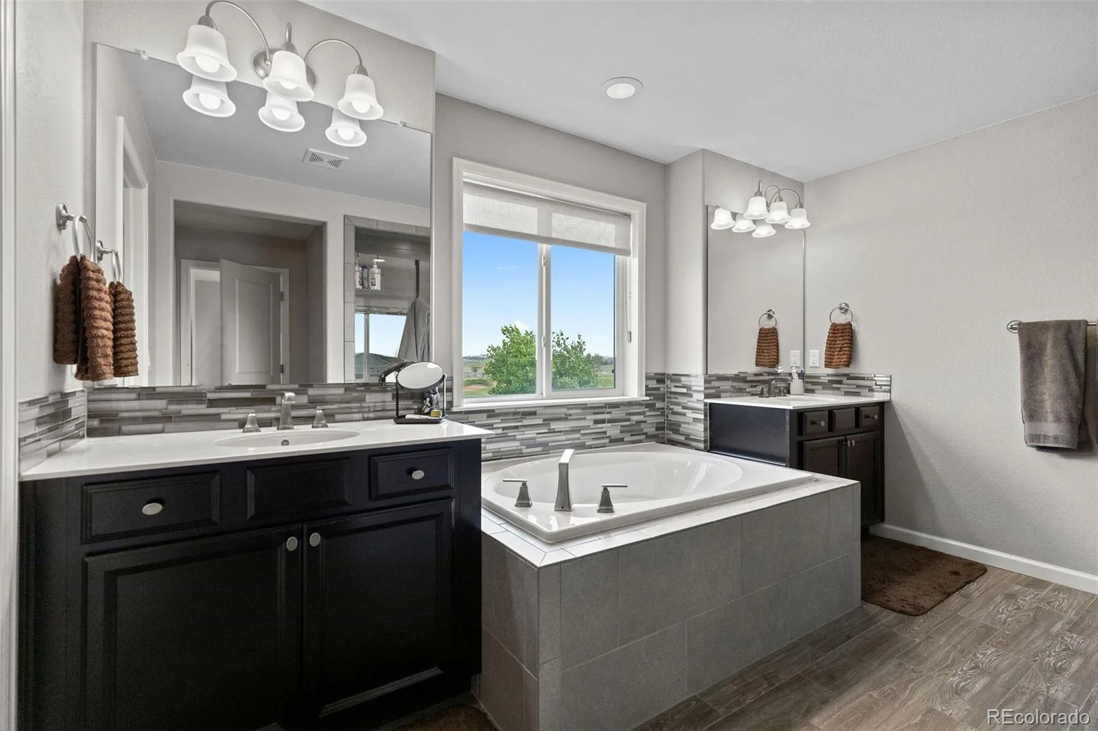 15924 E 117th Avenue Commerce City CO 80022 MLS #REC3705982 06292026154756 1600 24