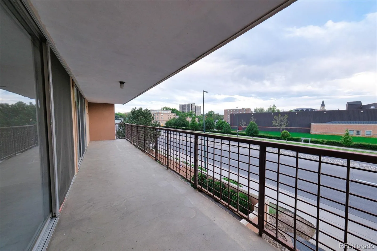 2225 Buchtel Boulevard #312 Denver CO 80210 MLS #REC3706956 05192026202329 1600 17