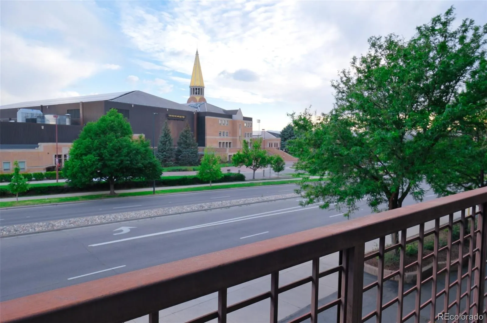2225 Buchtel Boulevard #312 Denver CO 80210 MLS #REC3706956 05192026202329 1600 18