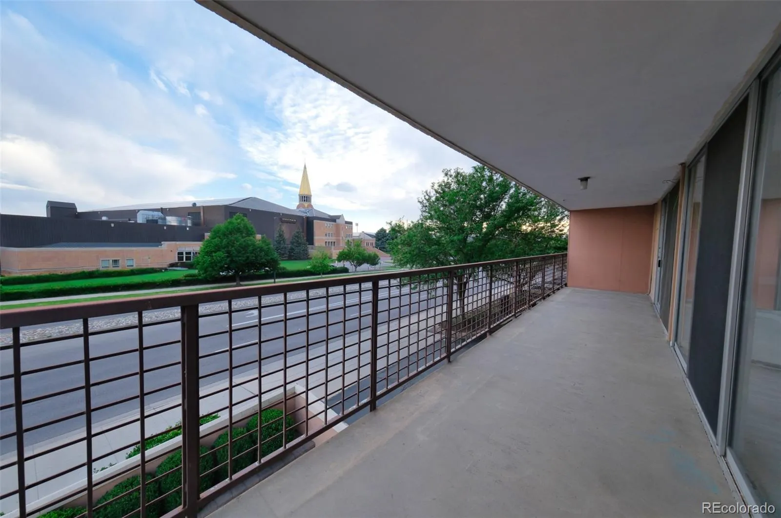 2225 Buchtel Boulevard #312 Denver CO 80210 MLS #REC3706956 05192026202329 1600 19
