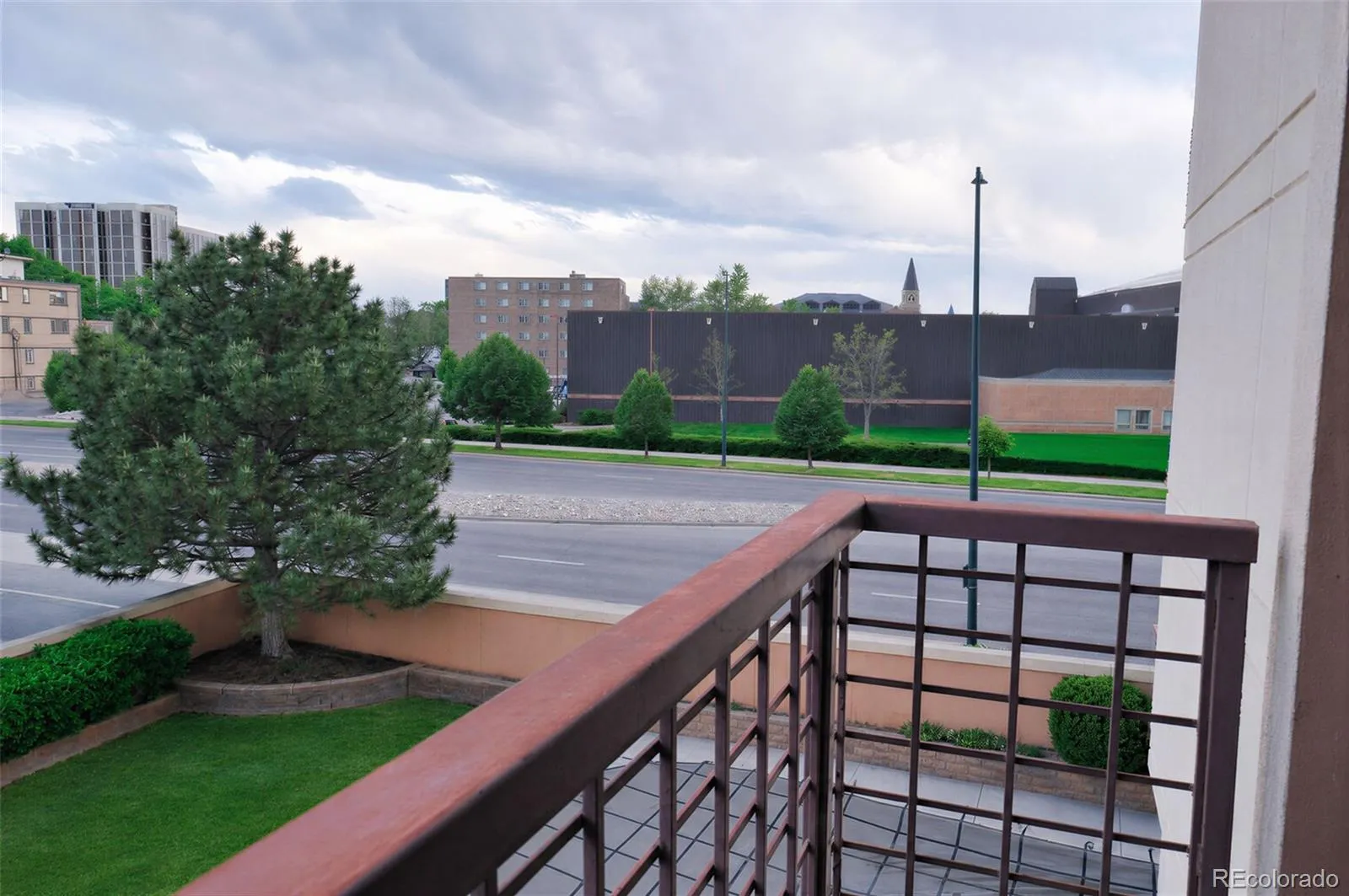 2225 Buchtel Boulevard #312 Denver CO 80210 MLS #REC3706956 05192026202329 1600 26