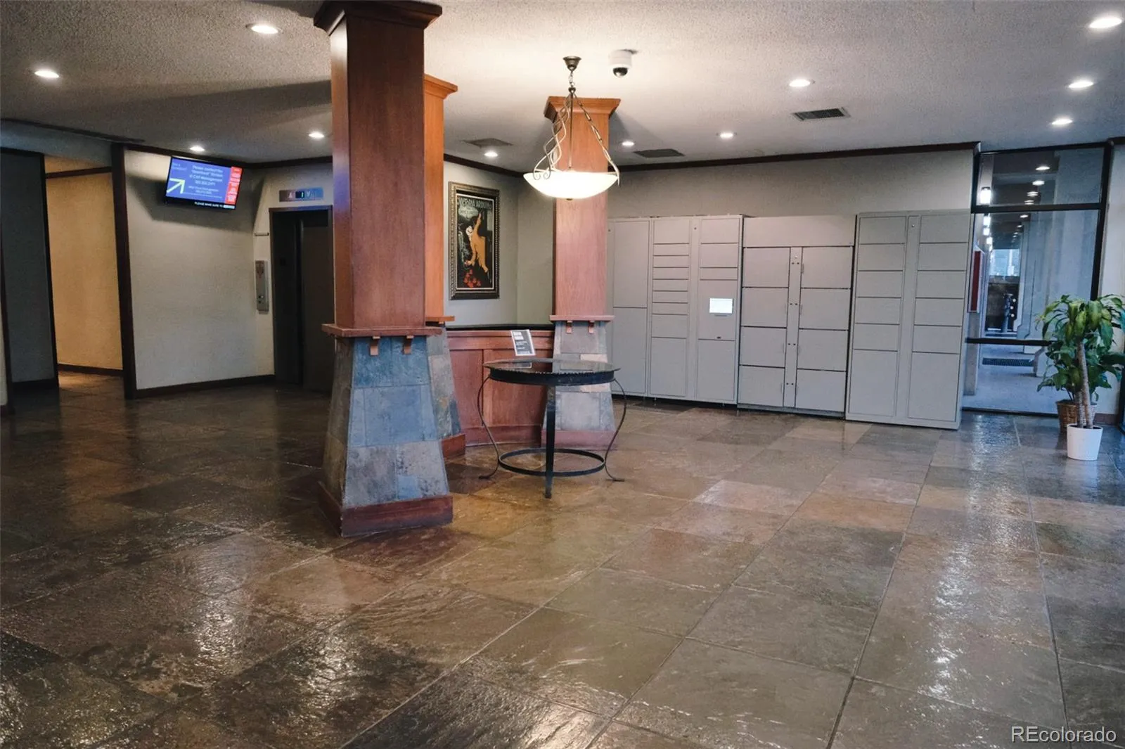 2225 Buchtel Boulevard #312 Denver CO 80210 MLS #REC3706956 05192026202329 1600 6