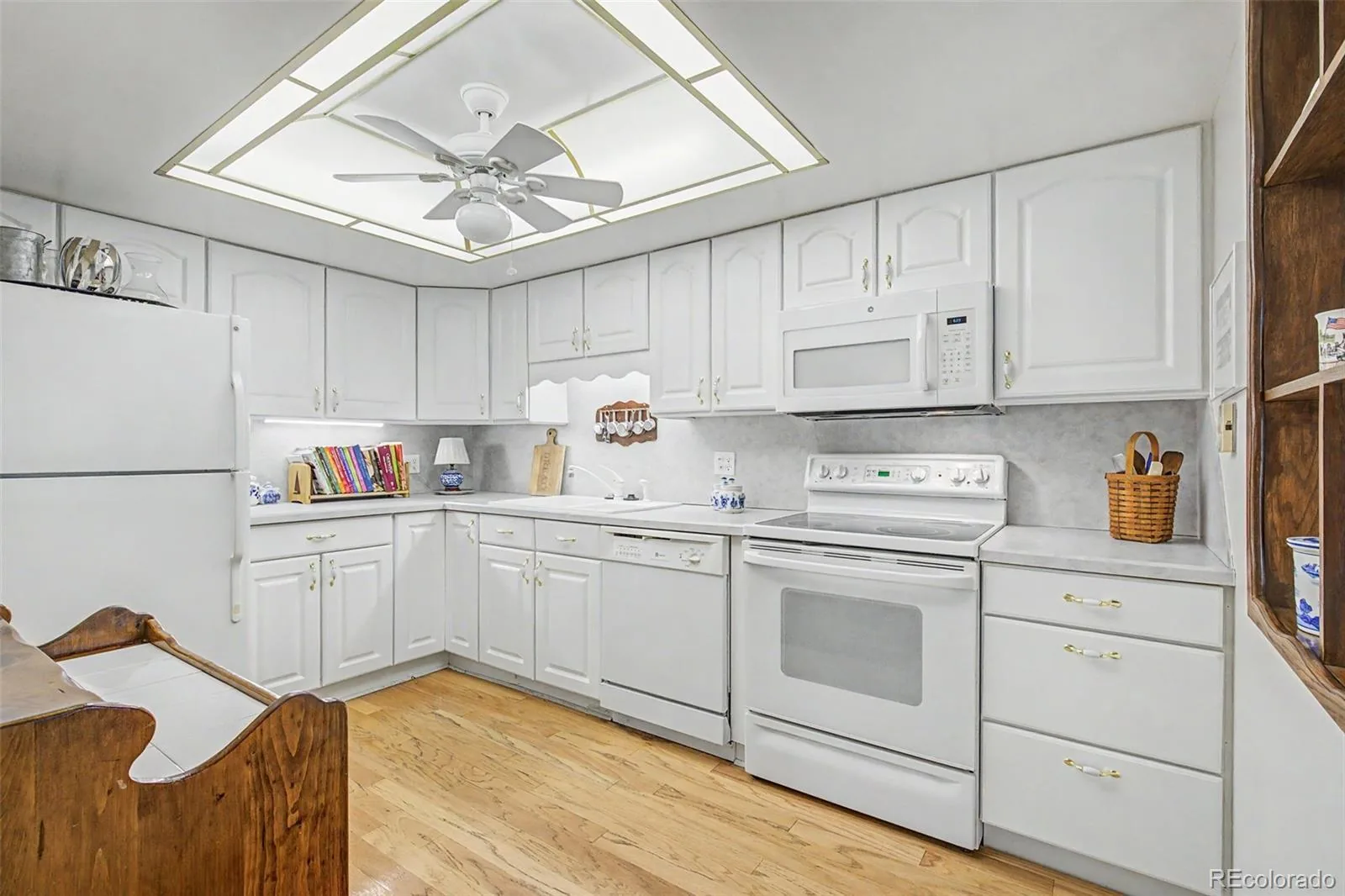 13601 E Marina Drive #101 Aurora CO 80014 | MLS #REC3707510 08252026001531 1600 1