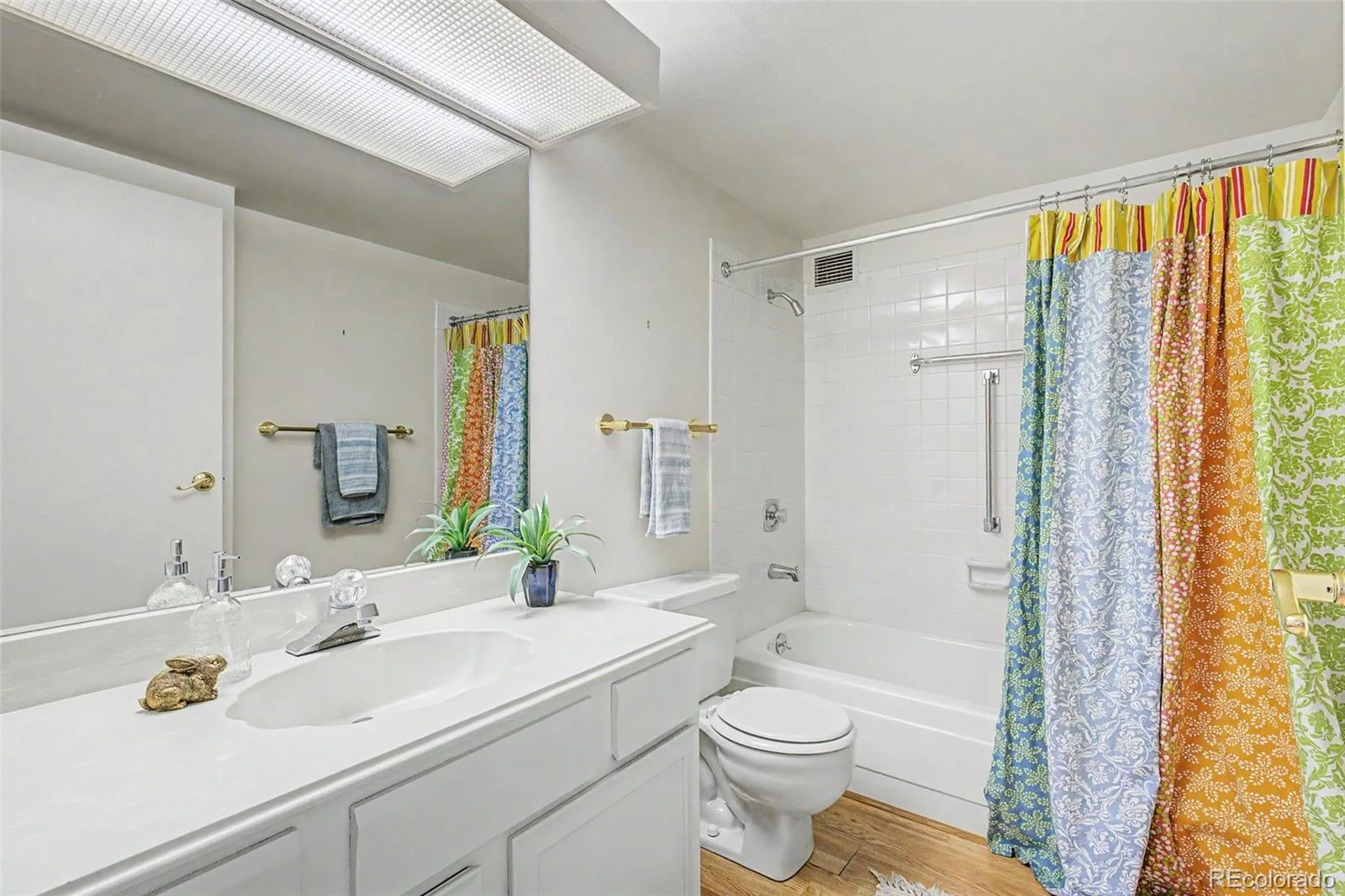 13601 E Marina Drive #101 Aurora CO 80014 | MLS #REC3707510 08252026001531 1600 27