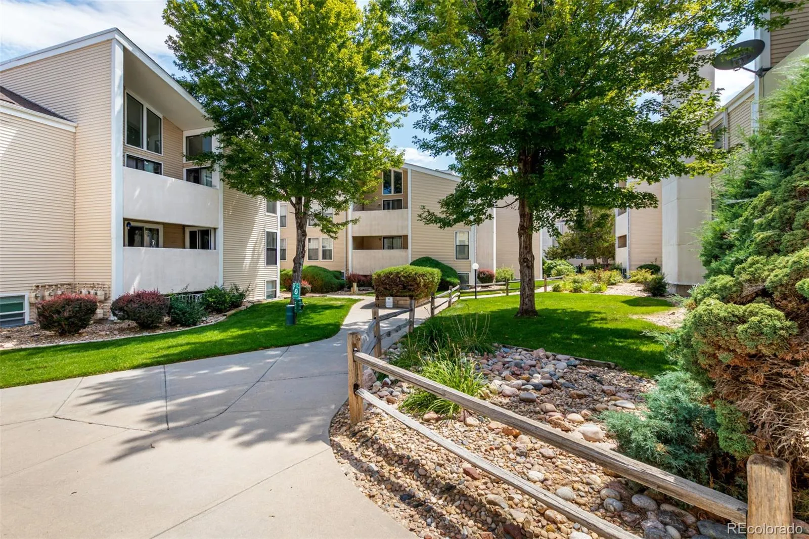3626 S Granby Way #L03 #L Aurora CO 80014 MLS #REC3708925 05262026210334 1600 17