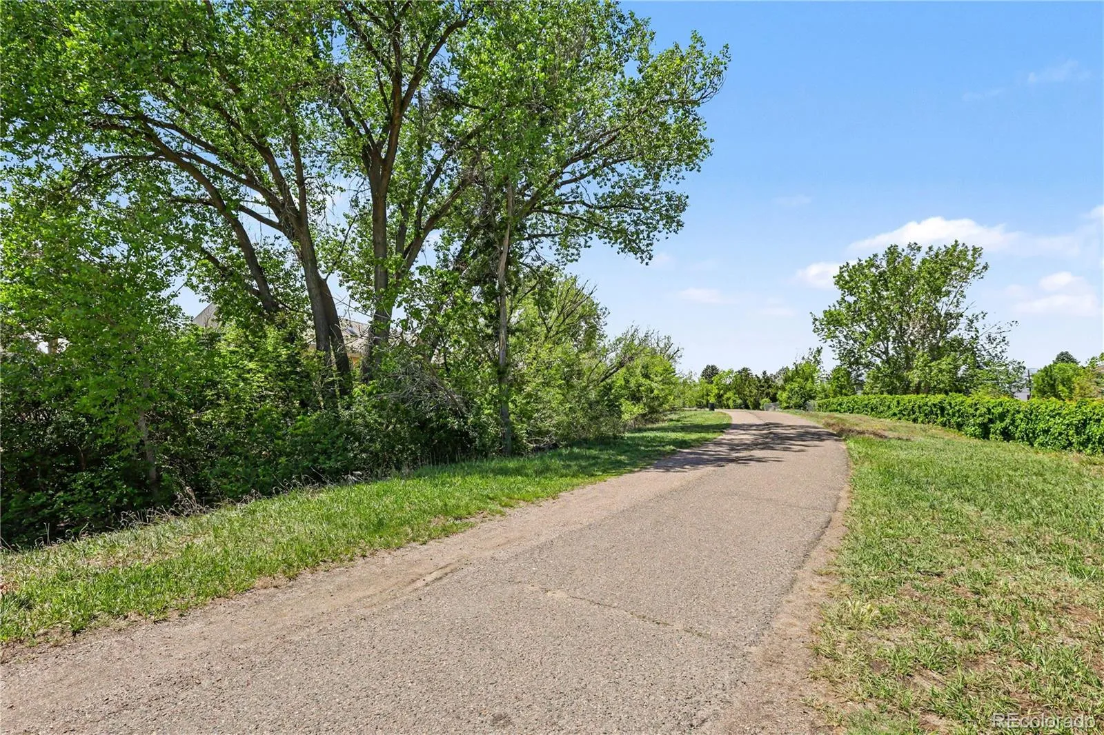 8225 E Fairmount Drive #9-201 Denver CO 80247 MLS #REC3709056 05272026055049 1600 14