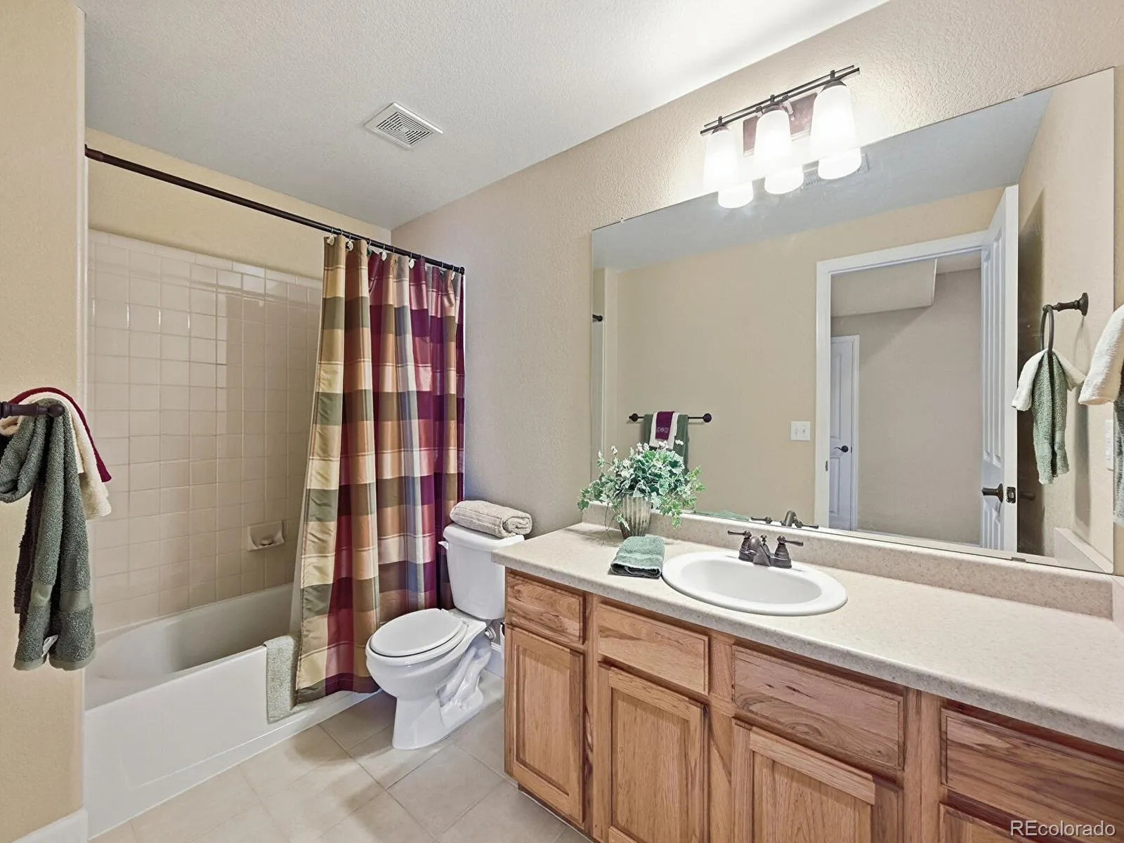 15550 E Flower Mound Place Parker CO 80134 MLS #REC3710973 05132026205407 1600 37