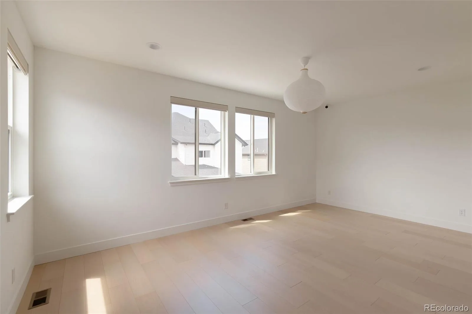 9968 E 63rd Drive Denver CO 80238 | MLS #REC3711499 08122026193601 1600 39