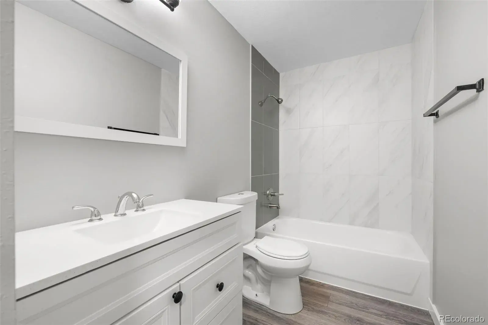 11052025172531 1600 17