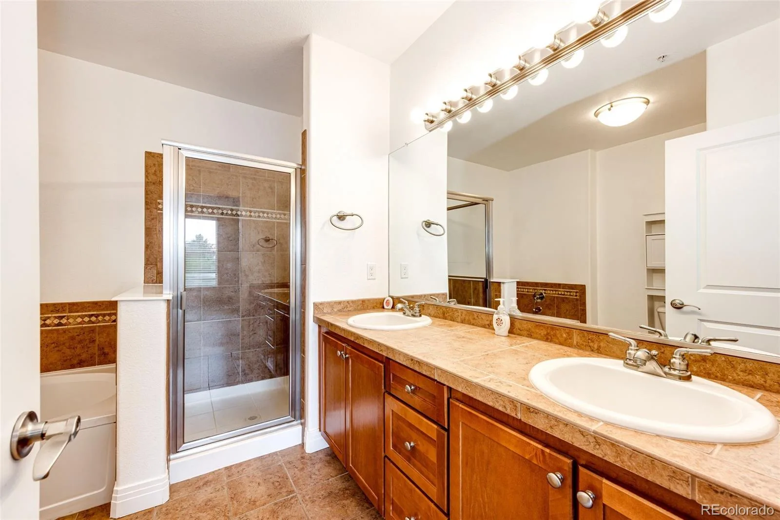 9059 E Panorama Circle #B405 Englewood CO 80112 | MLS #REC3714727 05292026192857 1600 30