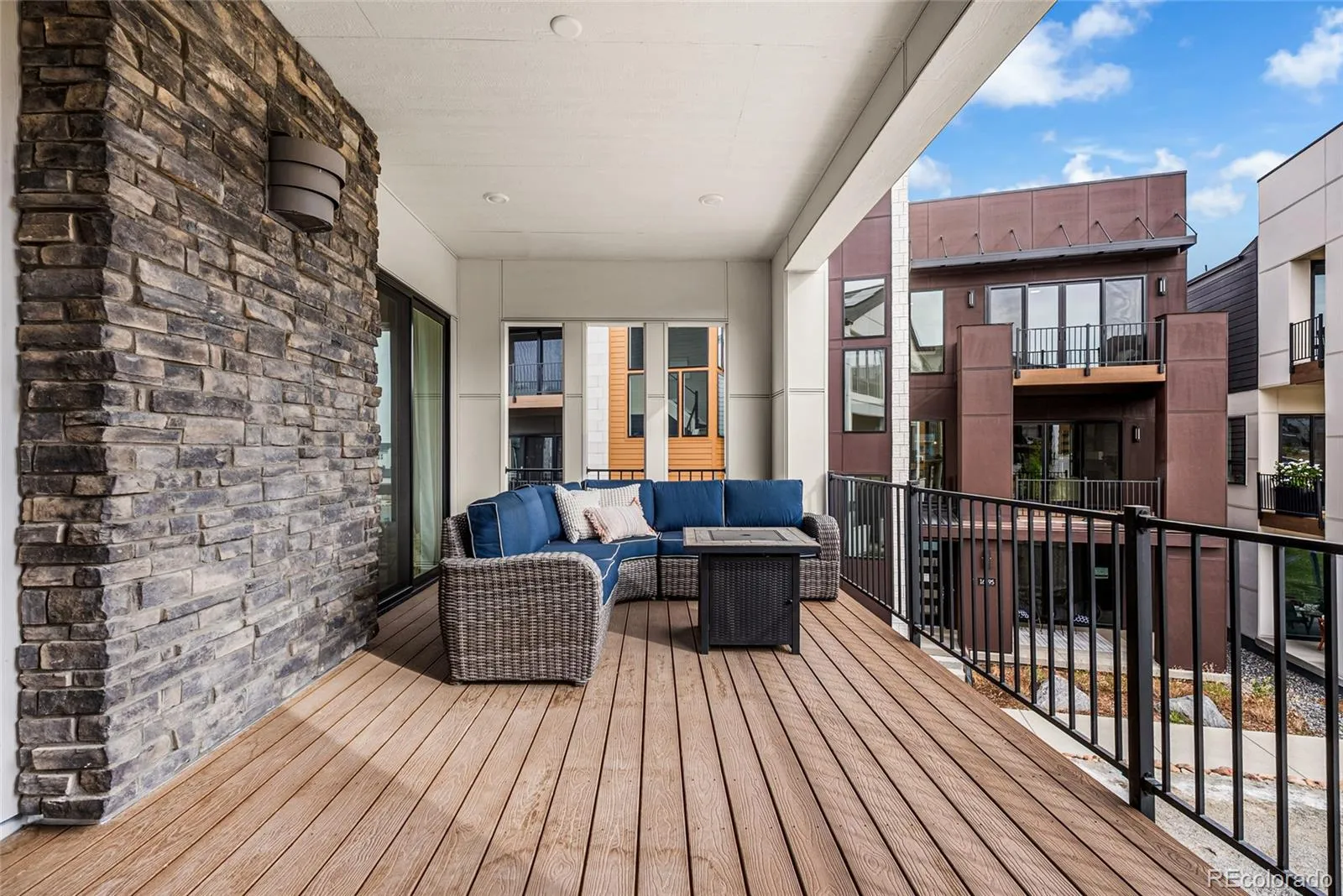 1778 Peak Loop Broomfield CO 80023 MLS #REC3717138 05052026040054 1600 24