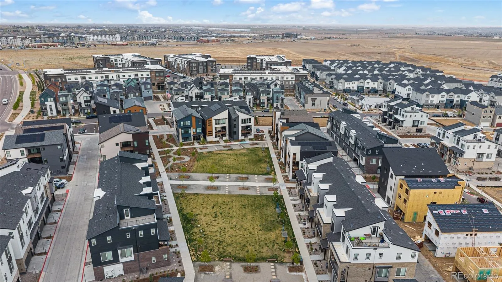 1778 Peak Loop Broomfield CO 80023 MLS #REC3717138 05052026040054 1600 39