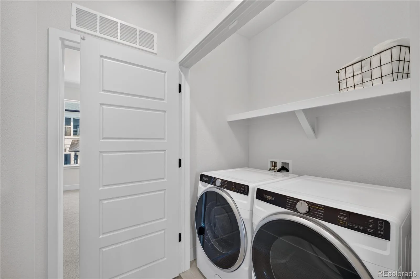 2868 S Machebeuf Court Denver CO 80236 | MLS #REC3717787 09232026082442 1600 25