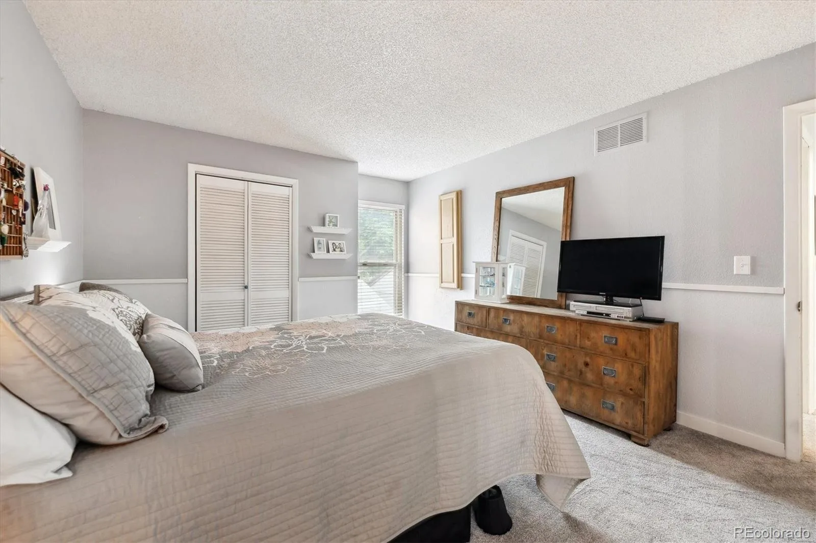 6515 Pinewood Drive Parker CO 80134 | MLS #REC3718649 06132026042210 1600 25
